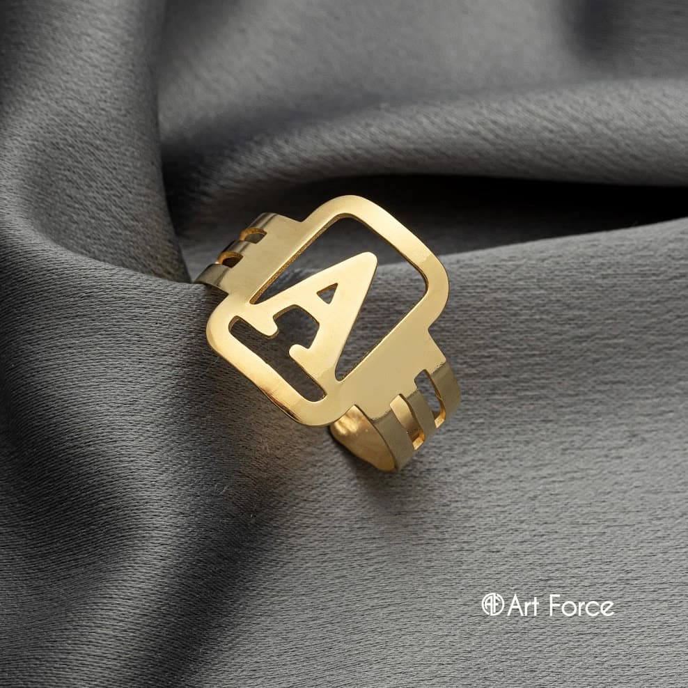 Anel Letra Inicial Personalizada Banhado a Ouro 18k Ajustável - Art Force Semijoias